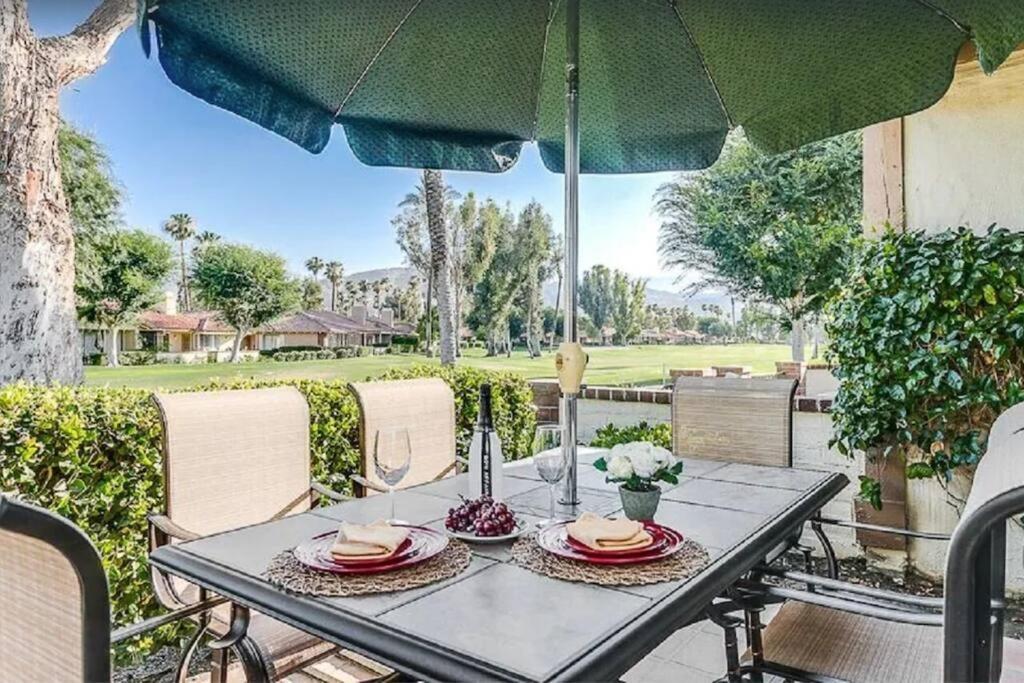 Private Country Club Condo On Awesome Golf Course! Palm Desert Dış mekan fotoğraf
